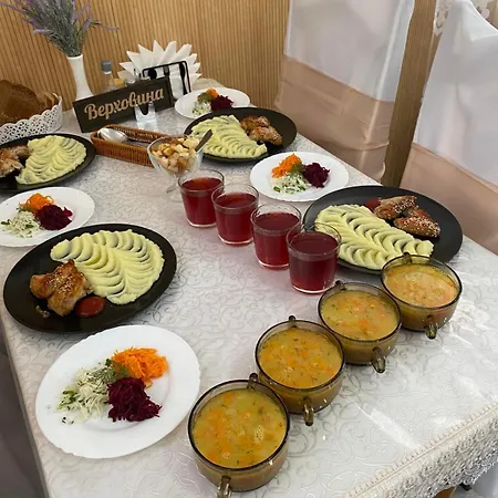 Отель верховина Сходница